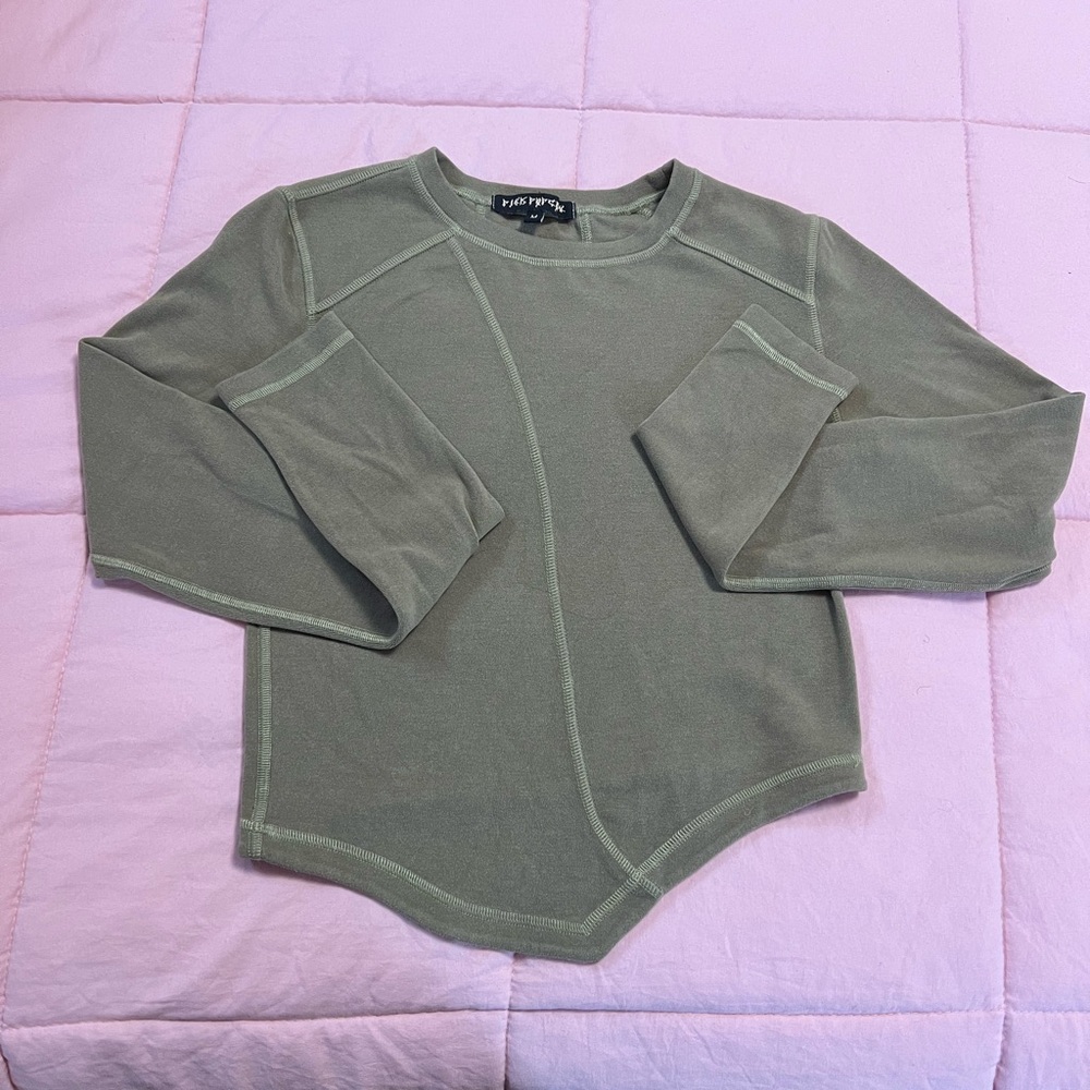 Green abstract long sleeve fashion top